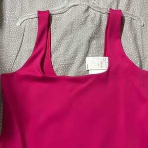 HOT PINK GOOD AMERICAN BODYSUIT!! NWT hygienic strip still attached